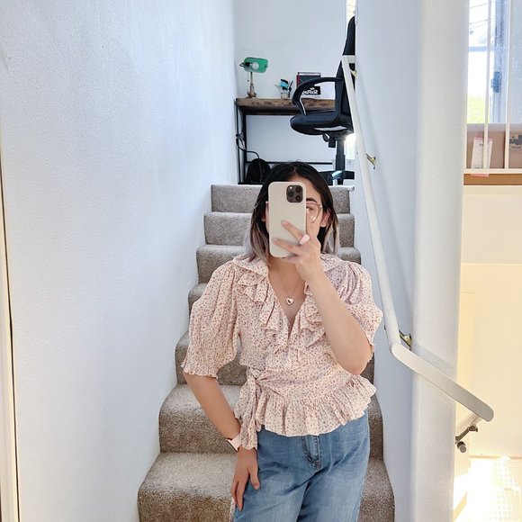Doen Blush Floral Ruffle Top - Picture 2 of 9
